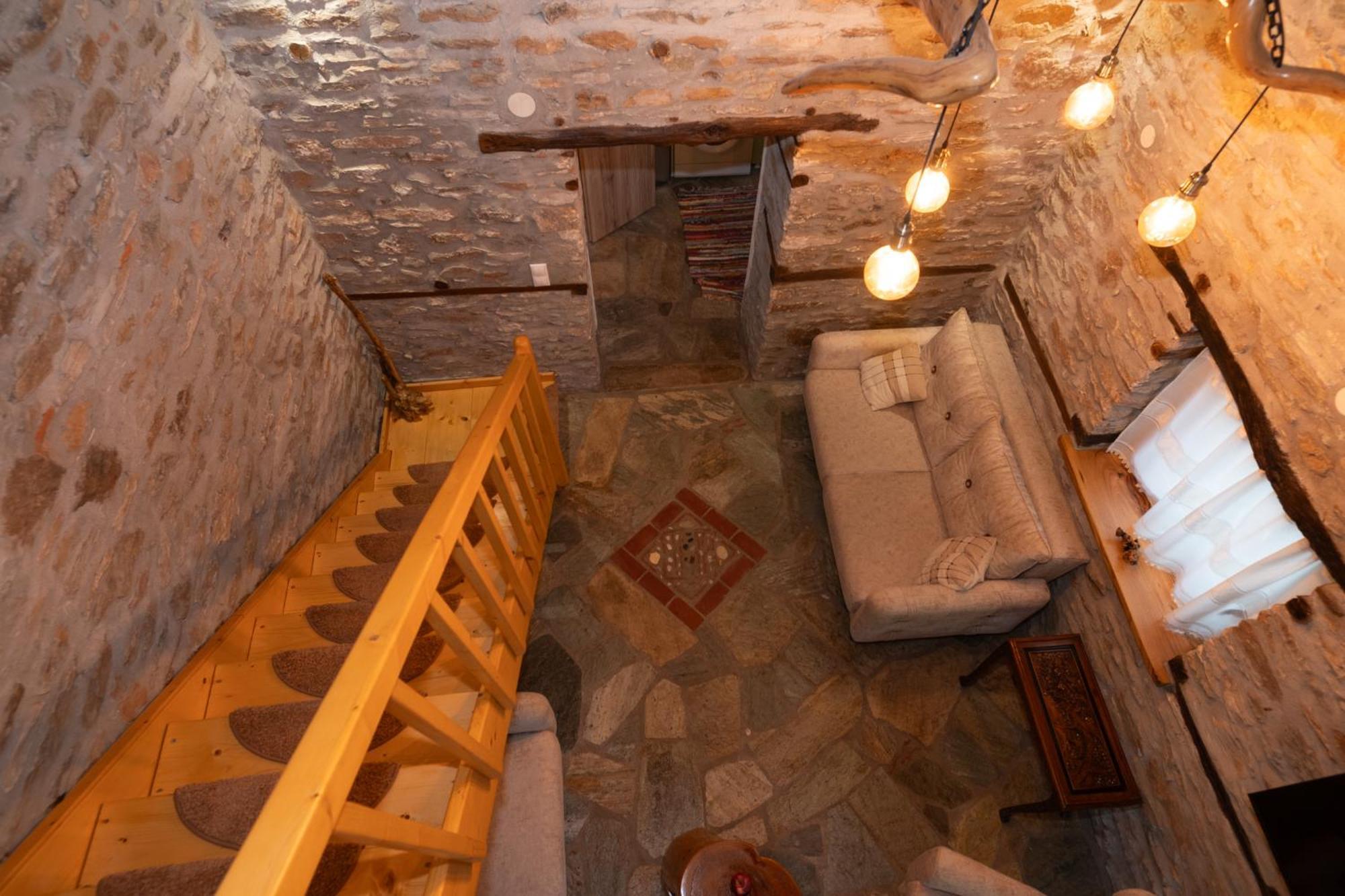 Aristoteli'S Stone House Makrirrákhi Extérieur photo